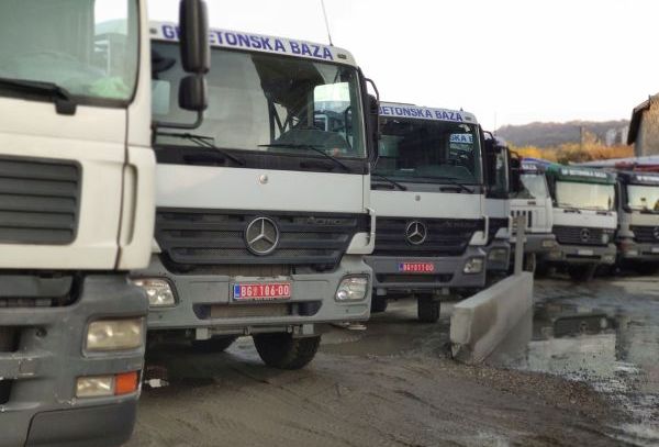 Betonska baza